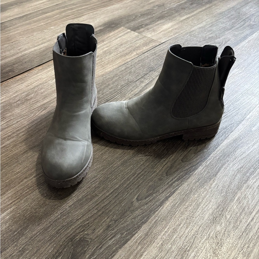 Anna Ankle Boots